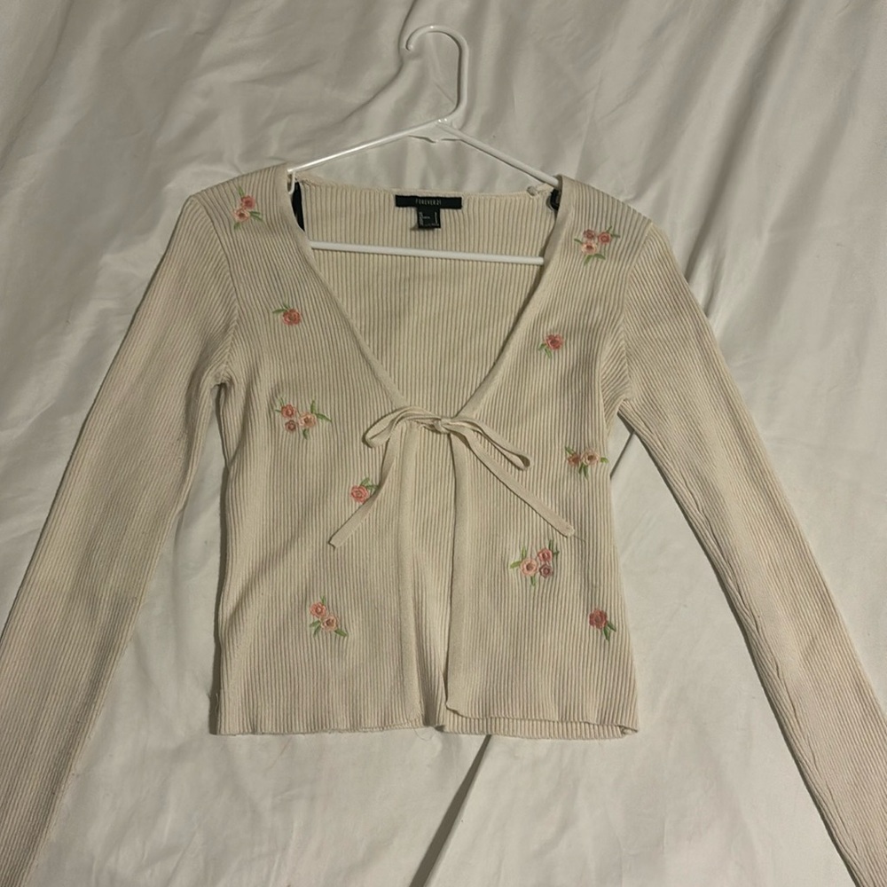 Forever 21 Long sleeve beige top with pink flowers